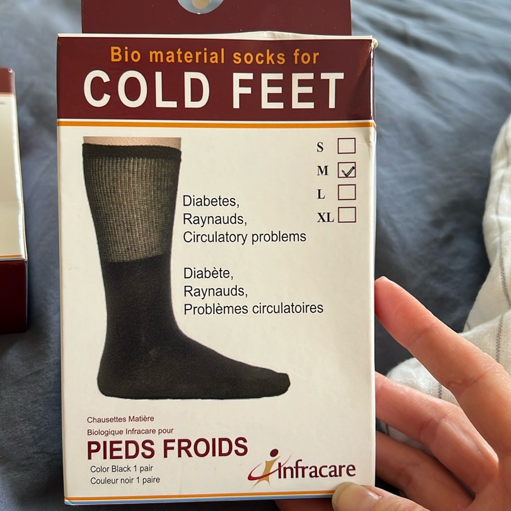 Infracare bio material socks for cold feet- medium- black